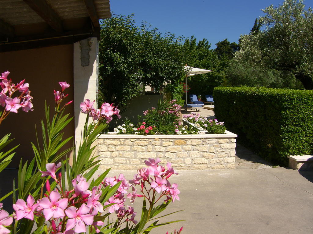 Villa Mas St Jean Noves Exteriör bild